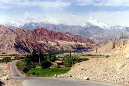 Ghez Oasis and Pamir range