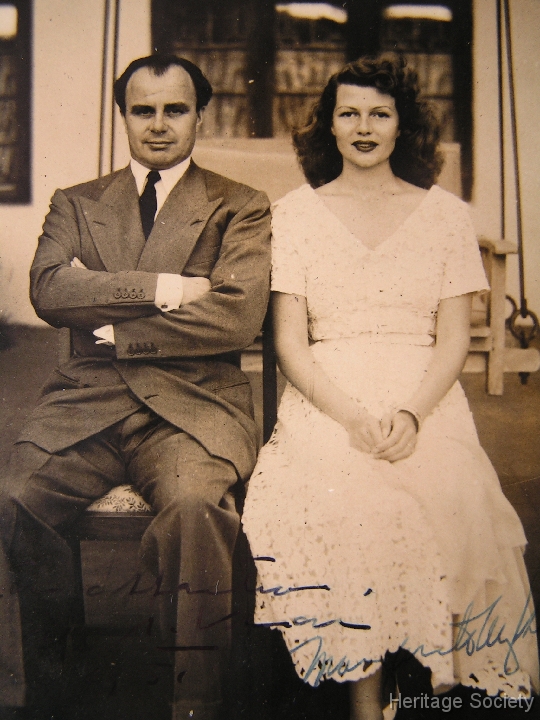 1951_mombasa_alykhan_rita_agakhan_signed_003 