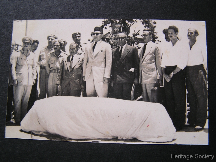 1957_aswan_burial_sultanmohamed_003 