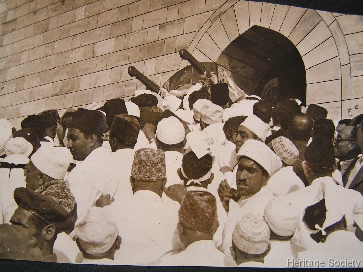 1957_aswan_burial_sultanmohamed_020 