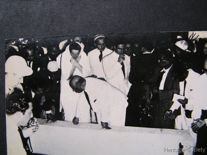 1957_aswan_burial_sultanmohamed_031 