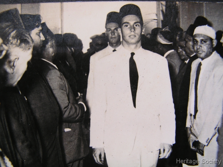 1957_aswan_burial_sultanmohamed_037 