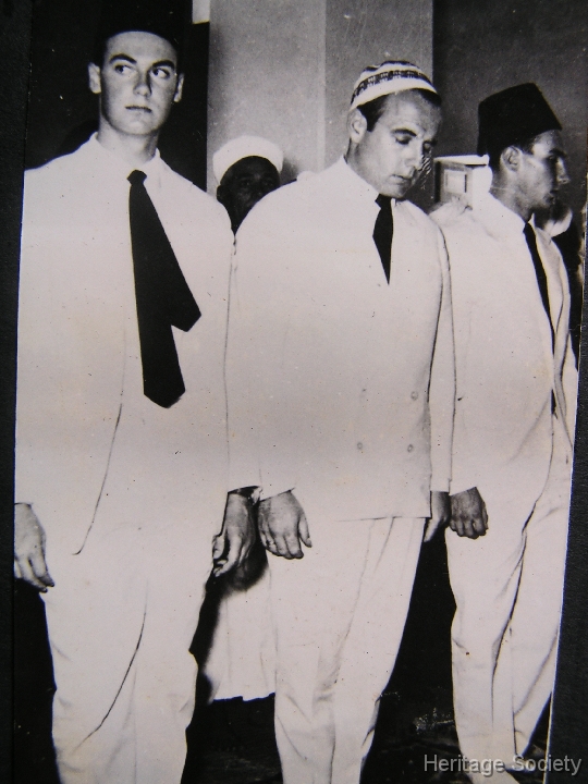 1957_aswan_burial_sultanmohamed_046 