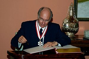 gg20050176009.jpg